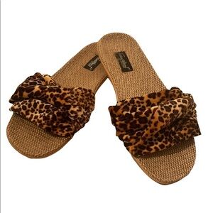 Faceplant Animal Print Sandals Size 8 NWOT